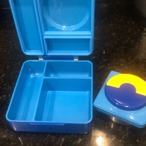 Omie blue lunchbox ~ excell condo ~ price firm